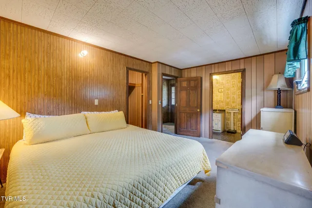 $389,000 | 212 Littrell Private Drive, Bluff City, TN 37618