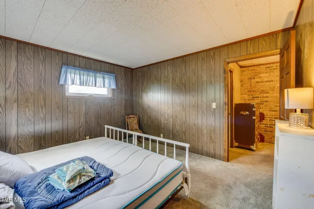 $389,000 | 212 Littrell Private Drive, Bluff City, TN 37618