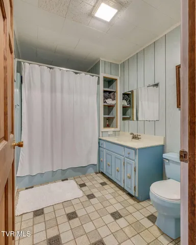 $389,000 | 212 Littrell Private Drive, Bluff City, TN 37618