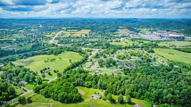 $389,000 | 212 Littrell Private Drive, Bluff City, TN 37618