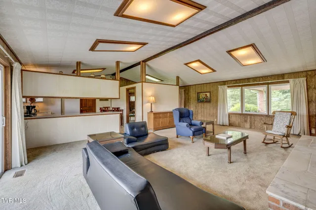 $389,000 | 212 Littrell Private Drive, Bluff City, TN 37618