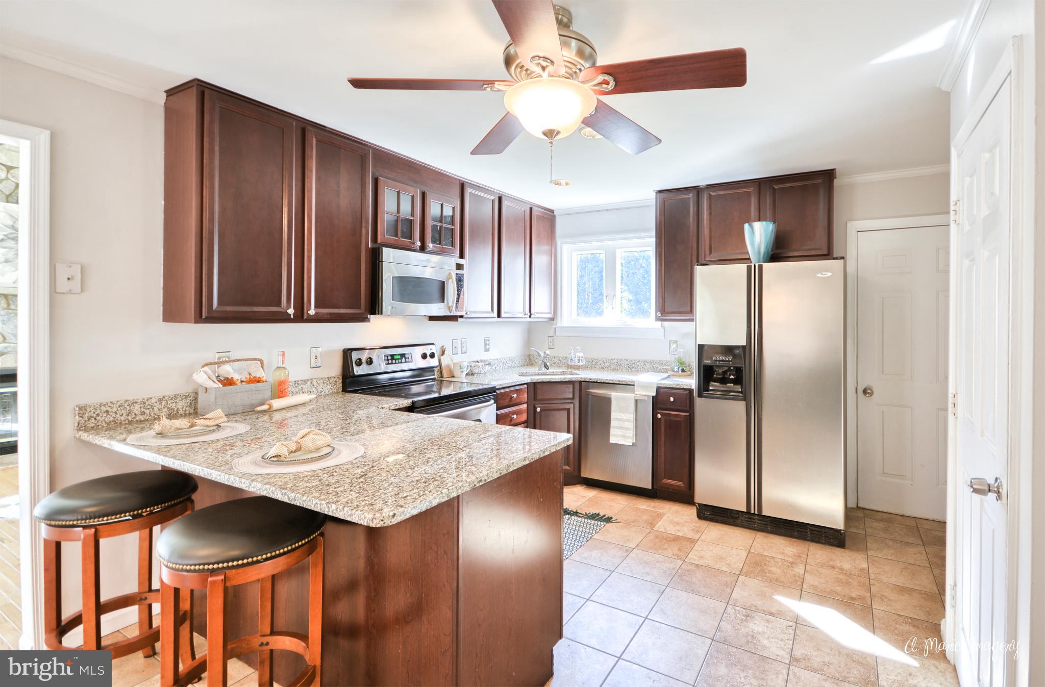 6801 Lake Point Overlook New Market, MD 21774 - Photo 8 of 28 Kitchen
