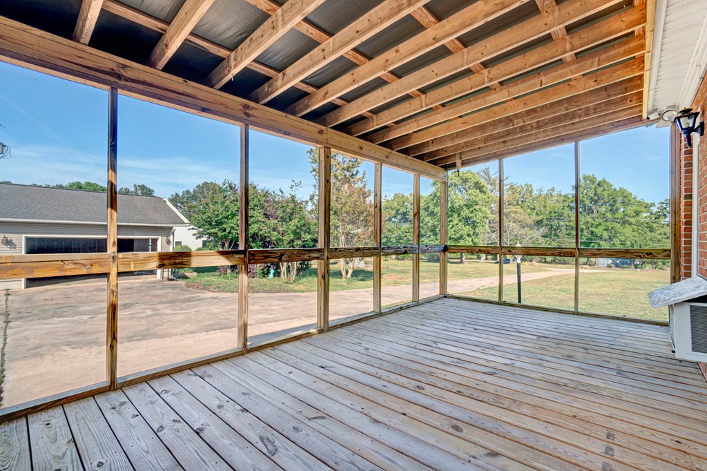 1101 Watts Bridge Road Ninety Six, SC 29666 - Photo 38 of 58 STUDIO APT HAS OWN SCREENED PORCH