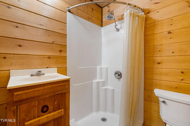 $249,000 | 533 Possum Valley Road, Mountain City, TN 37683