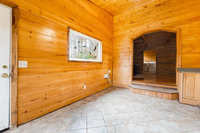 $249,000 | 533 Possum Valley Road, Mountain City, TN 37683