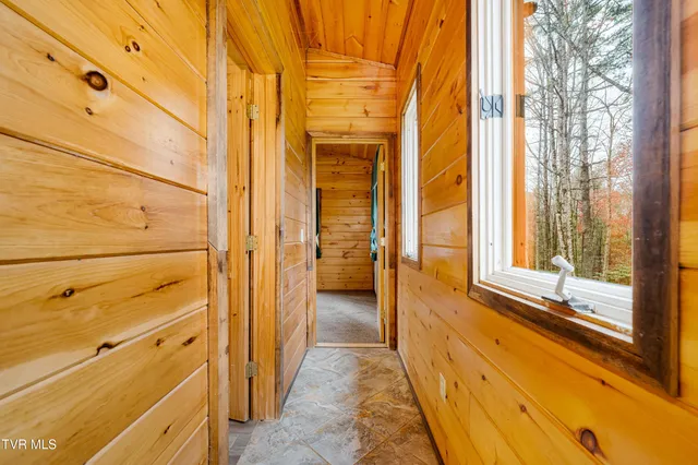 $249,000 | 533 Possum Valley Road, Mountain City, TN 37683