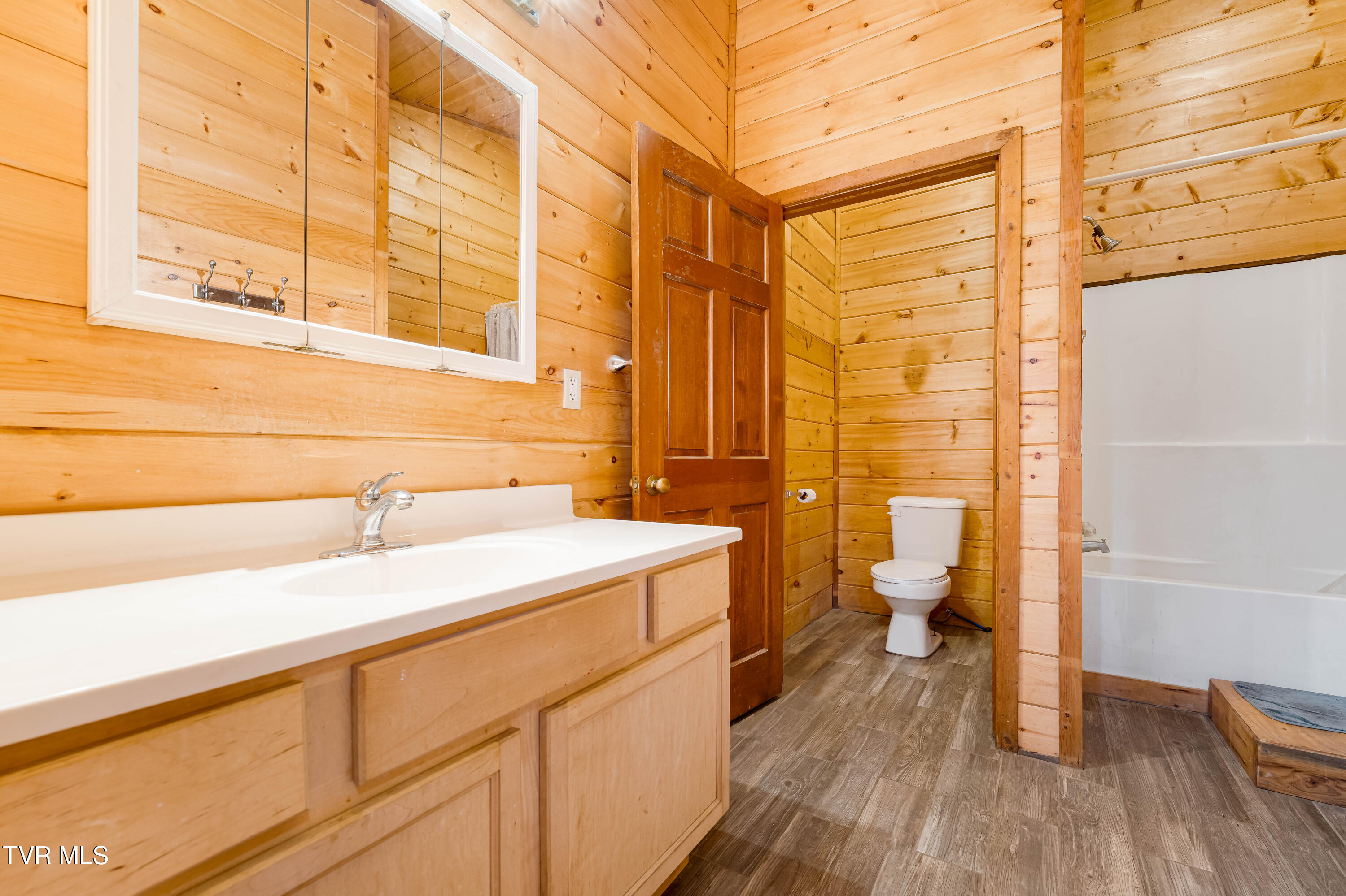 533 Possum Valley Road Mountain City, TN 37683 - Photo 28 of 40 533 Possum Valley Lane (37 of 40)