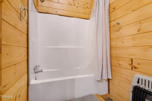 $249,000 | 533 Possum Valley Road, Mountain City, TN 37683