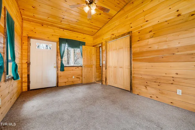 $249,000 | 533 Possum Valley Road, Mountain City, TN 37683