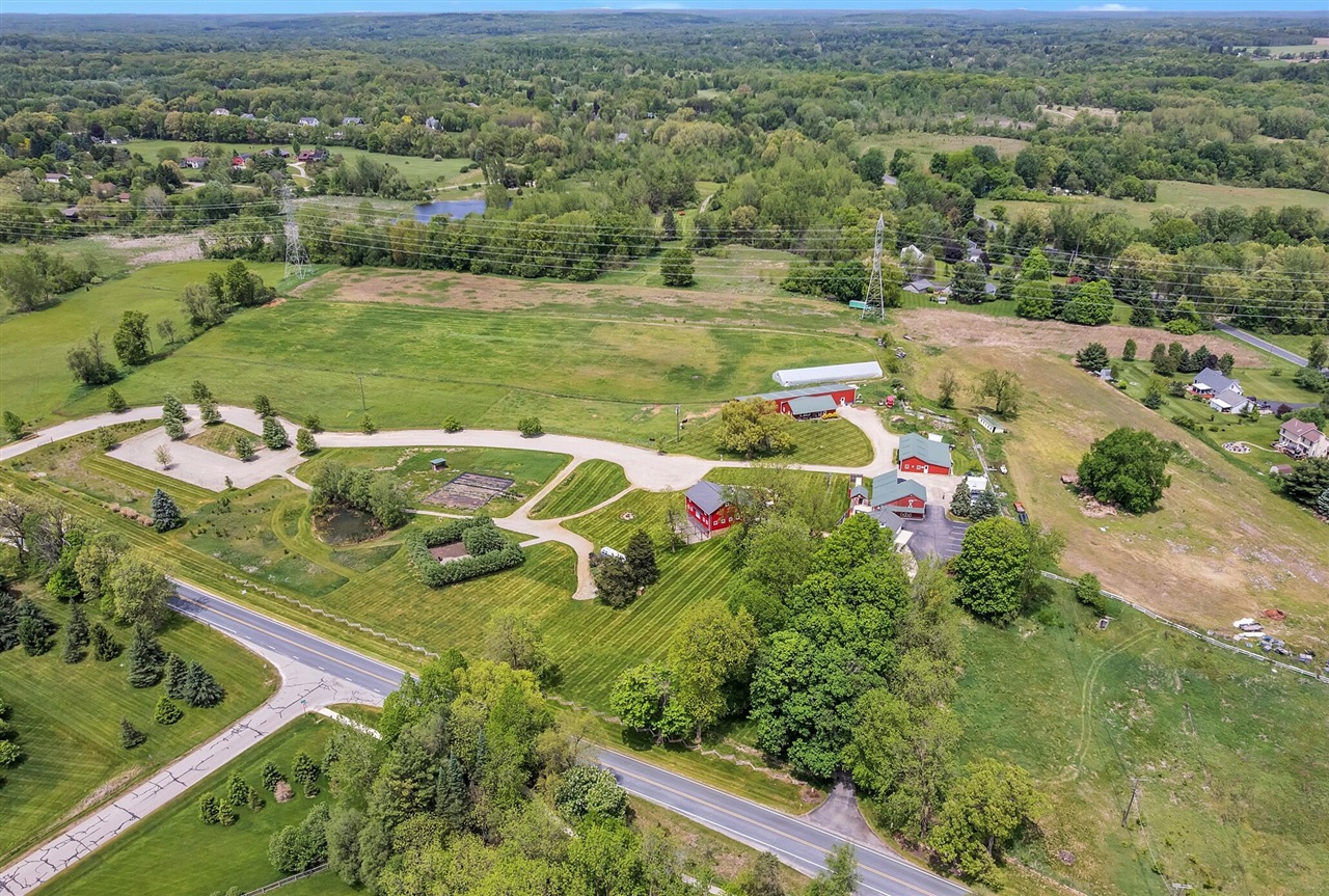 8540 Island Lake Road Dexter, MI 48130 - Photo 2 of 87