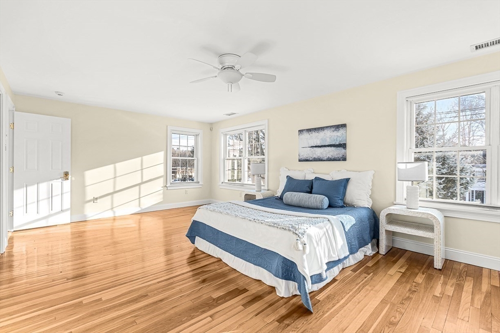 45 Bacon Street Winchester, MA 01890 - Photo 23 of 42