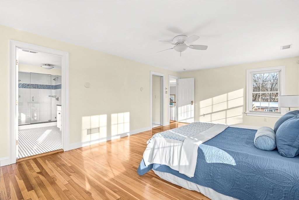 45 Bacon Street Winchester, MA 01890 - Photo 24 of 42