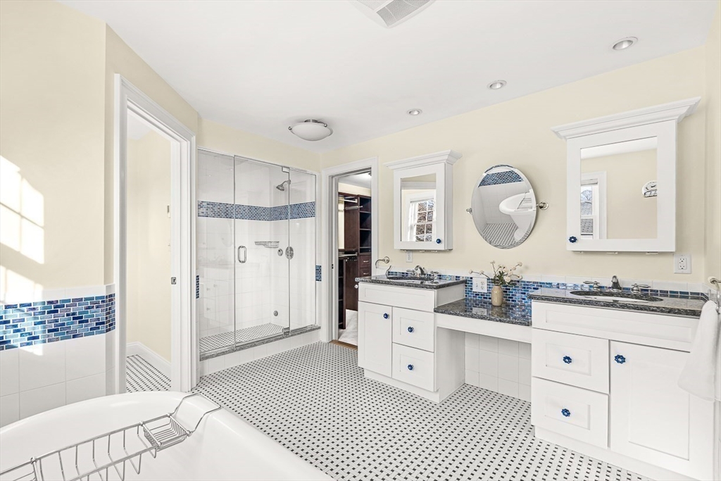 45 Bacon Street Winchester, MA 01890 - Photo 25 of 42