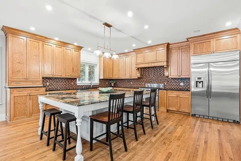 $2,965,000 | 45 Bacon Street, Winchester, MA 01890