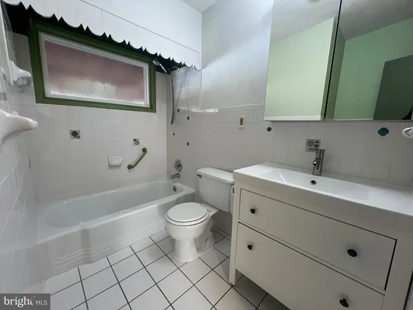 $3,400 | 609 Marcia Lane, Rockville, MD 20851