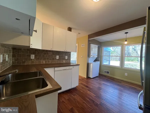 $3,400 | 609 Marcia Lane, Rockville, MD 20851