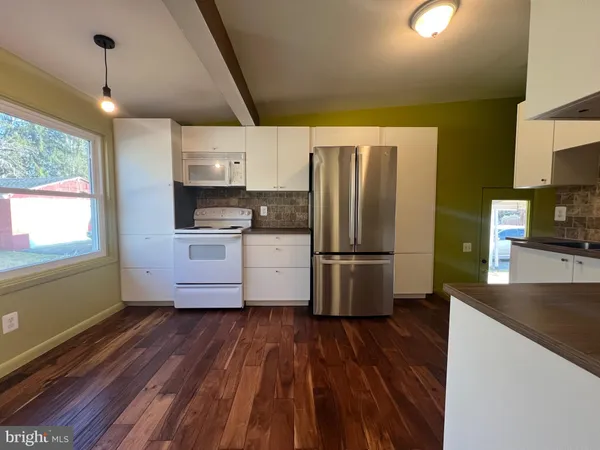 $3,400 | 609 Marcia Lane, Rockville, MD 20851