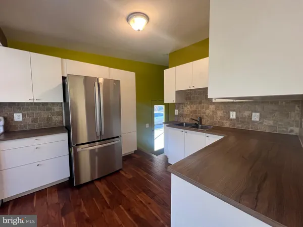 $3,400 | 609 Marcia Lane, Rockville, MD 20851