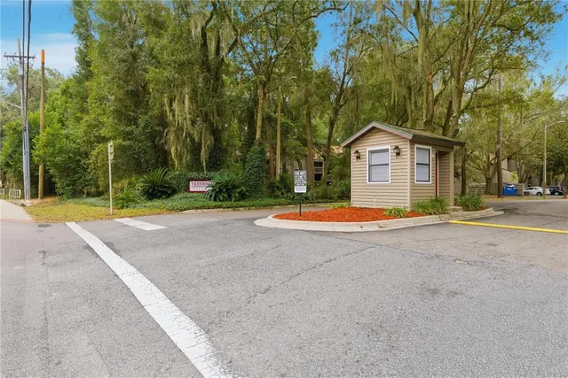 $129,900 | 111 Southeast 16th Avenue, Unit O302, Gainesville, FL 32601