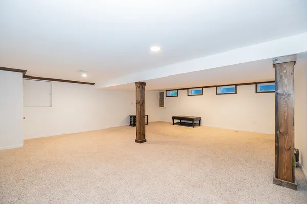 $4,700 | 339 Lincoln Avenue, Downers Grove, IL 60515