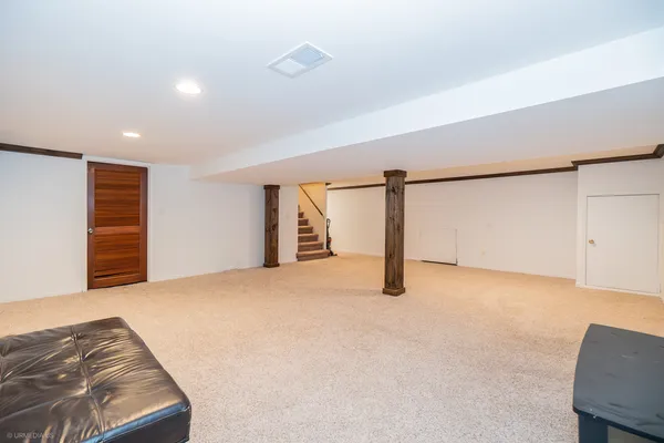 $4,700 | 339 Lincoln Avenue, Downers Grove, IL 60515