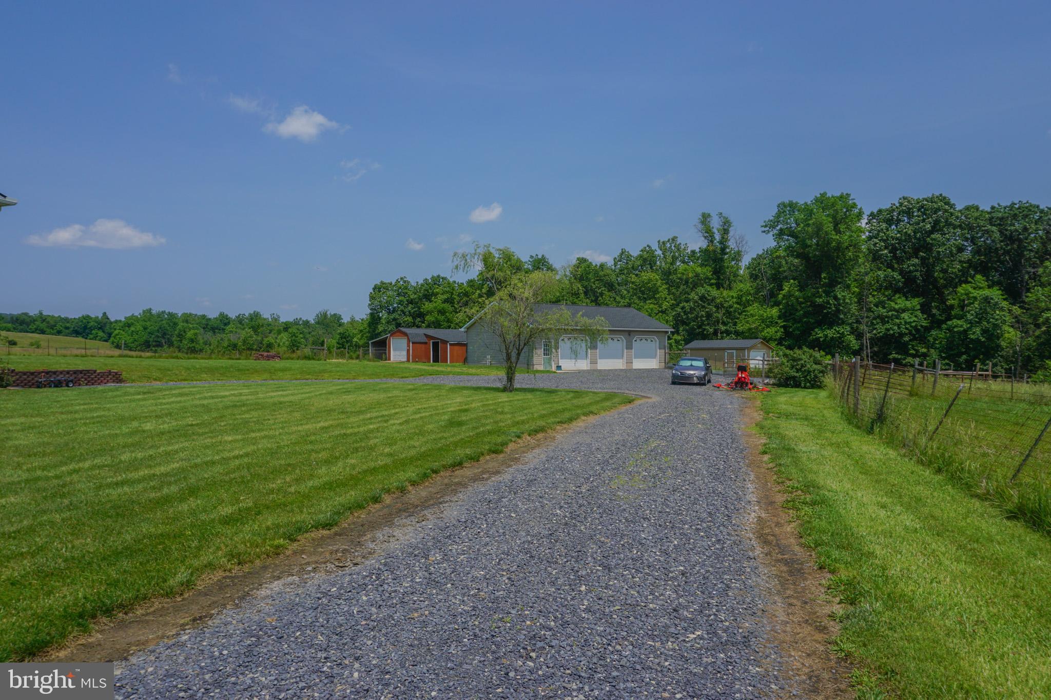 138 Crooked Creek Road Gettysburg, PA 17325 - Photo 5 of 112 Gallery Image 5