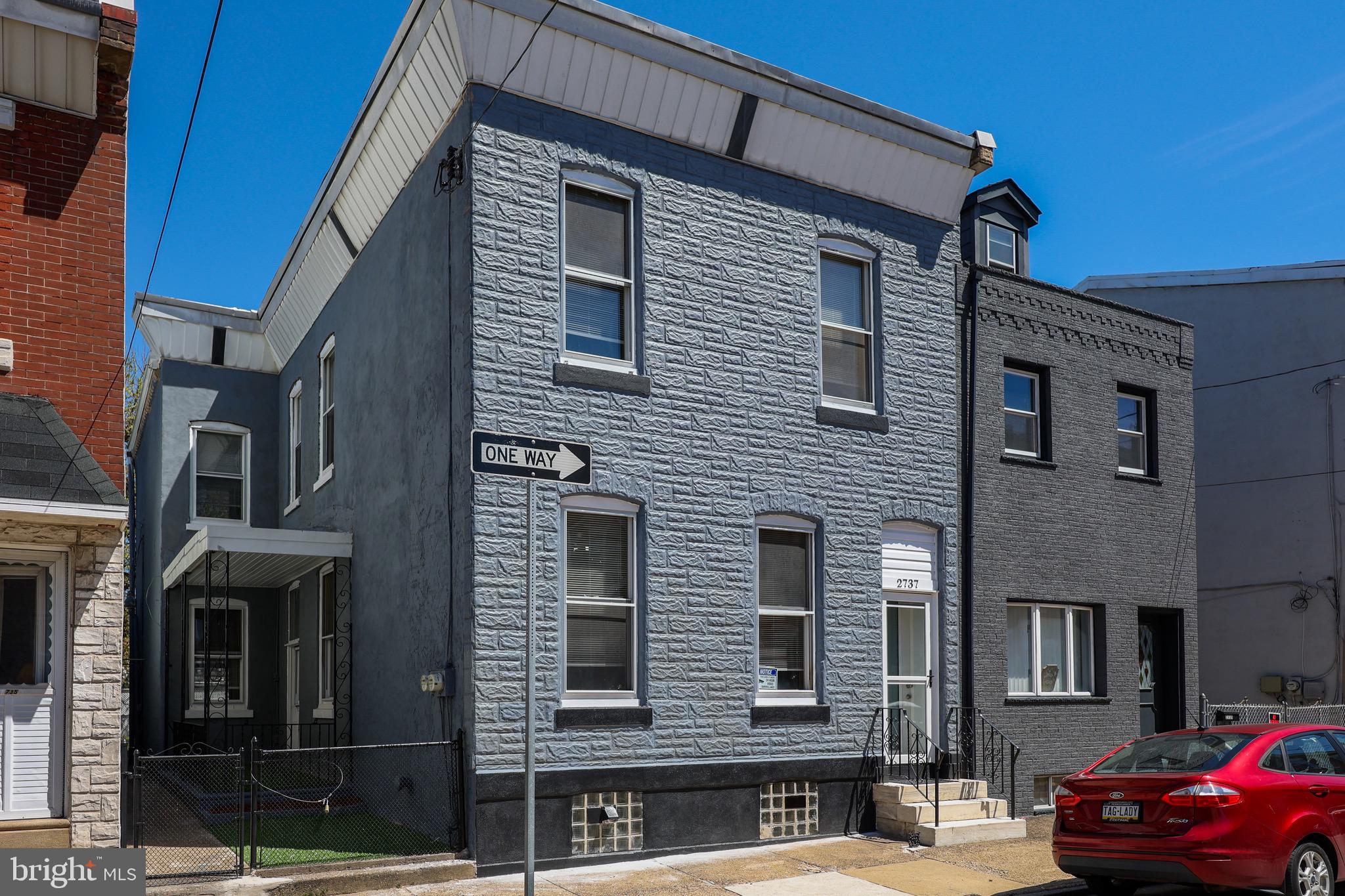 2737 Pratt Street Philadelphia, PA 19137 - Photo 1 of 29