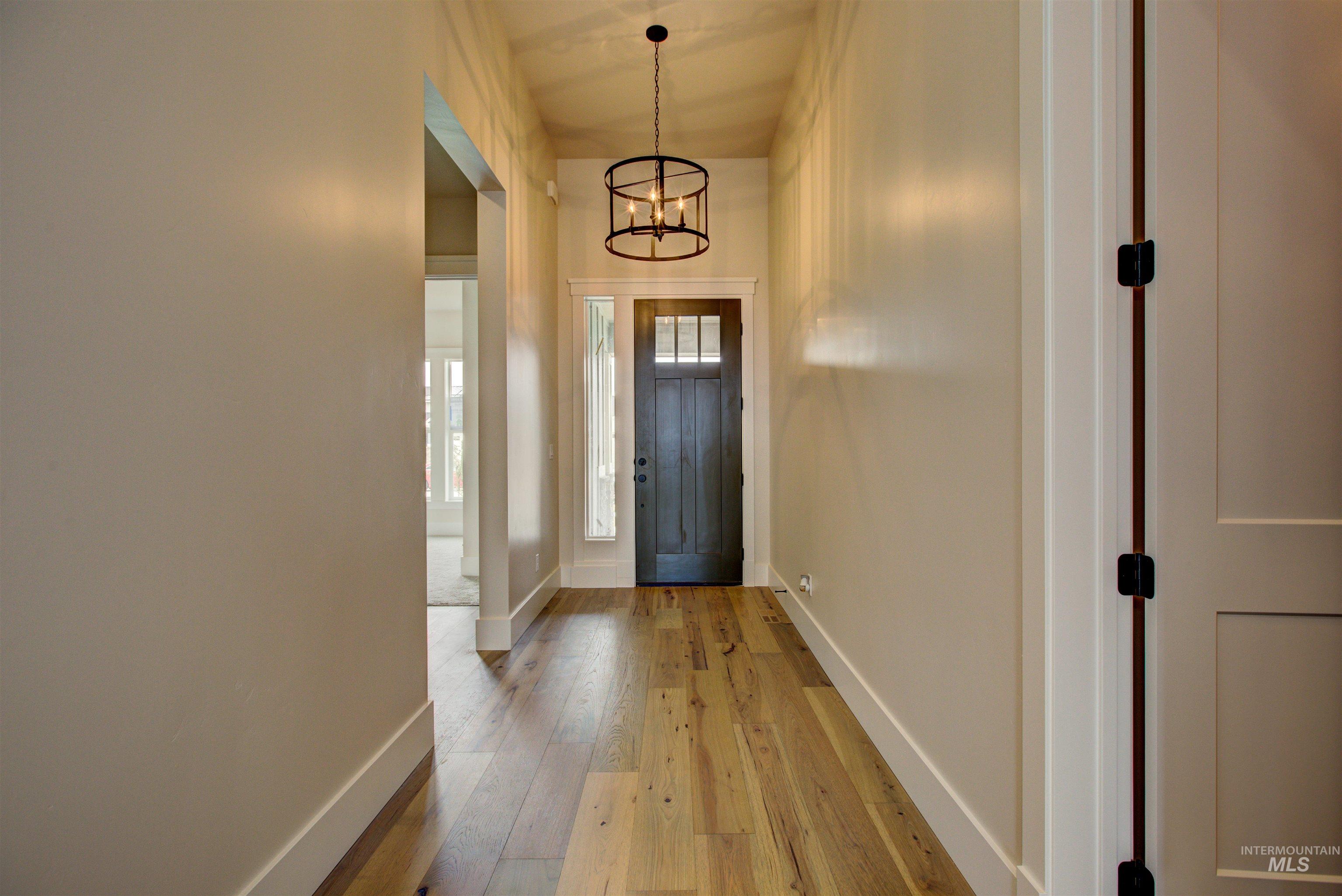 918 East Escalation Street Meridian, ID 83642 - Photo 2 of 30