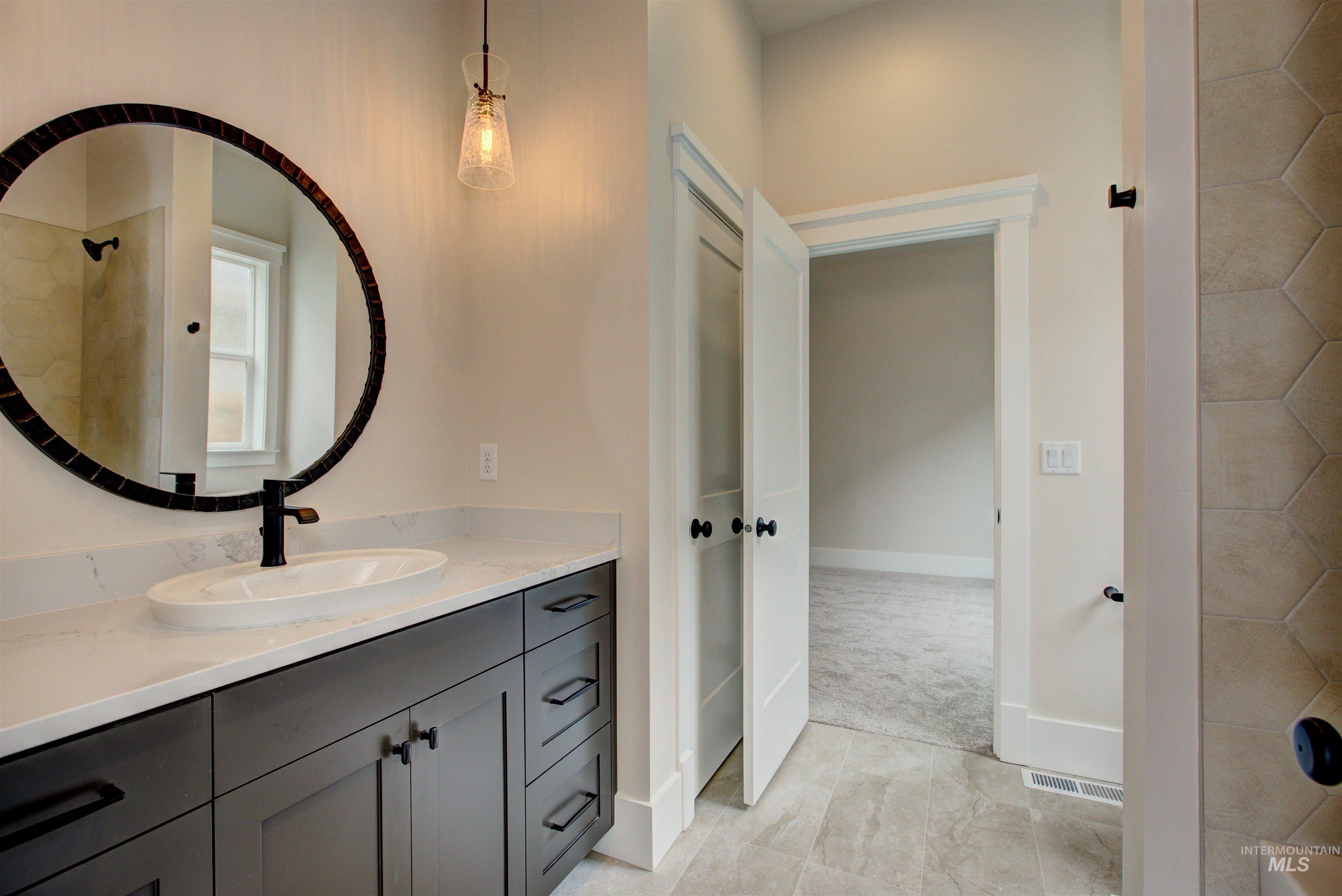 918 East Escalation Street Meridian, ID 83642 - Photo 6 of 30