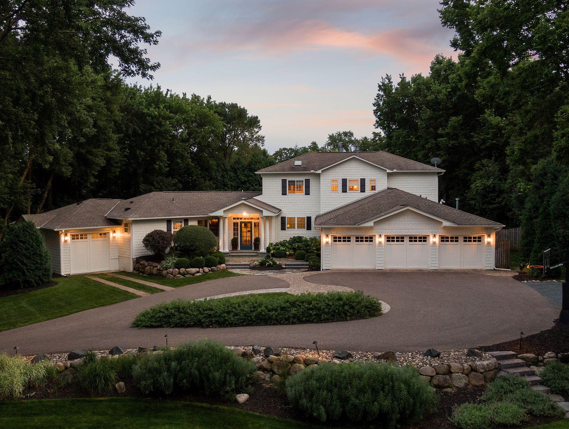 378 Ferndale Road West Wayzata, MN 55391 - Photo 2 of 32 Gallery Image 2