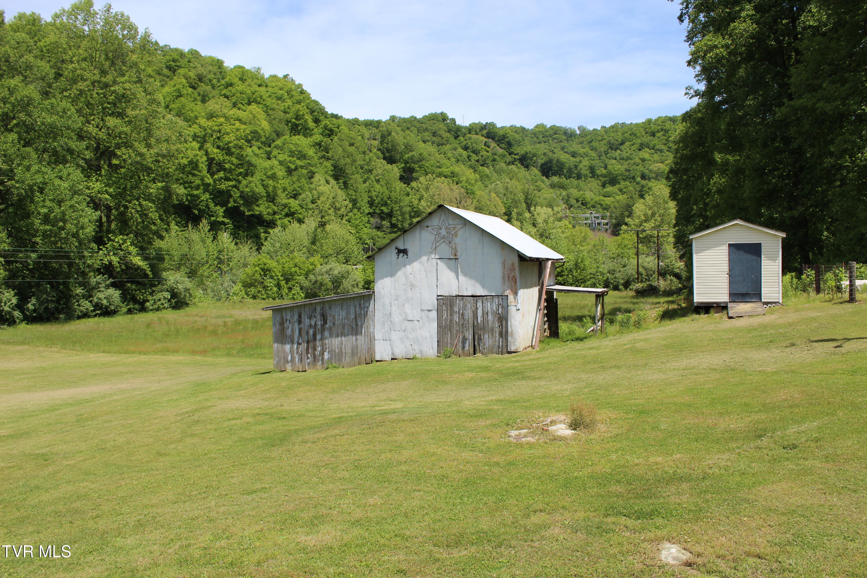 490-484 State Rte 606 St. Charles, VA 24282 - Photo 47 of 85 IMG_6766