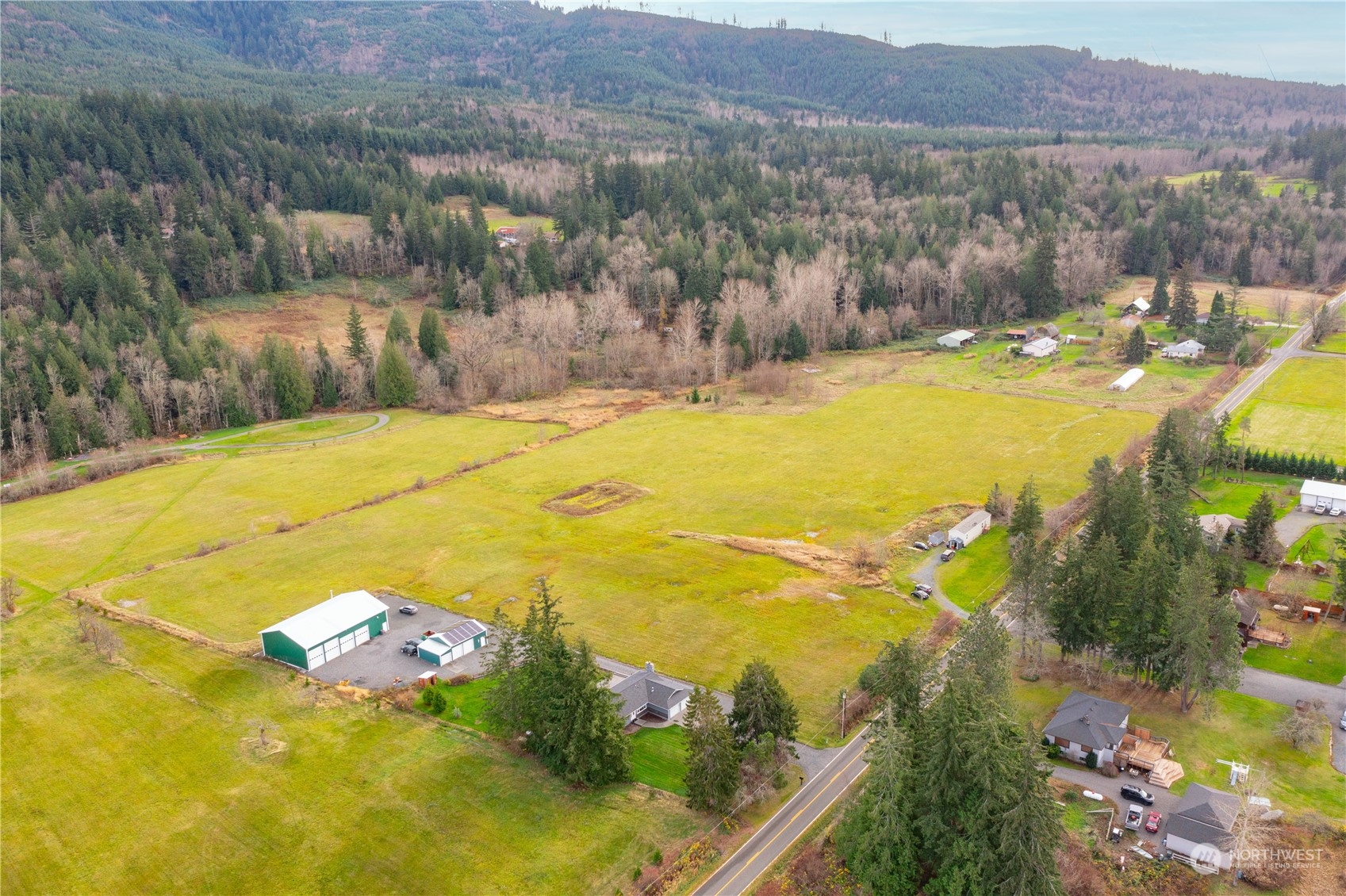 4180 Y Road Bellingham, WA 98226 - Photo 8 of 28 Gallery Image 8