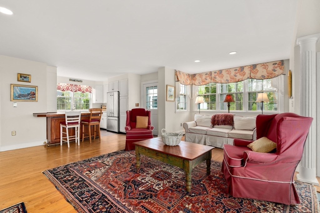 73 Forest Street Manchester, MA 01944 - Photo 16 of 41
