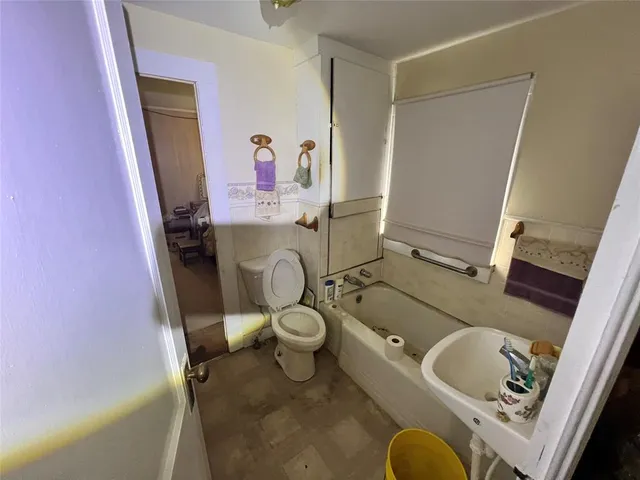 $75,000 | 304 West Burnett, Calvert, TX 77837