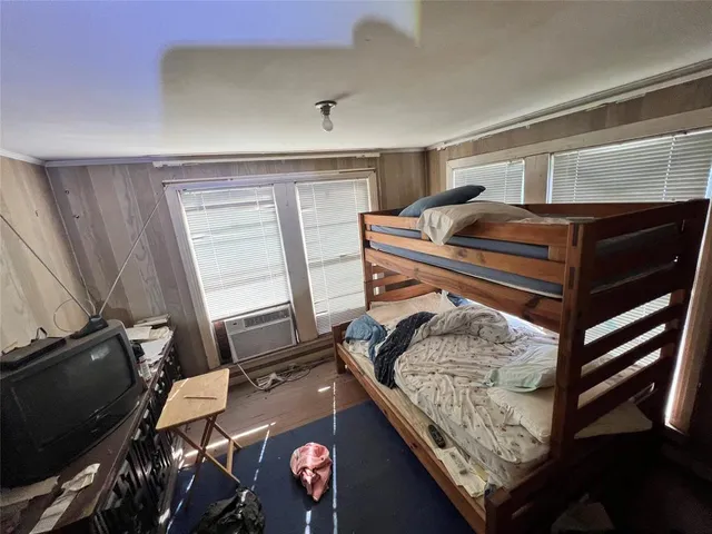 $75,000 | 304 West Burnett, Calvert, TX 77837