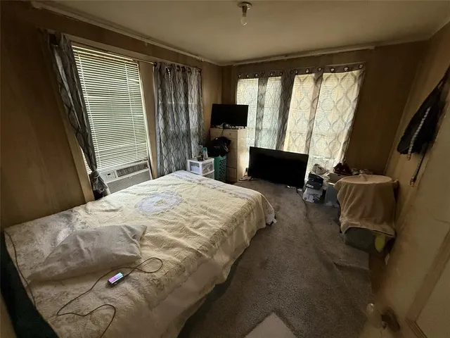 $75,000 | 304 West Burnett, Calvert, TX 77837