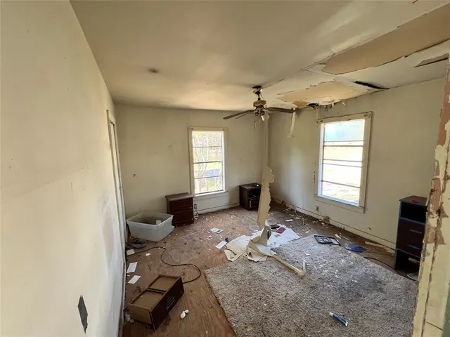 $75,000 | 304 West Burnett, Calvert, TX 77837