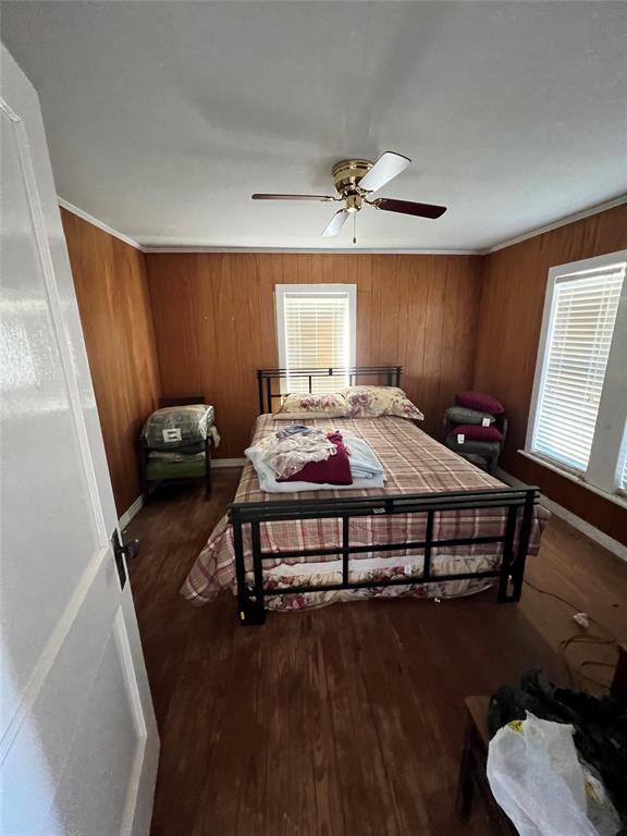 304 West Burnett Calvert, TX 77837 - Photo 9 of 36