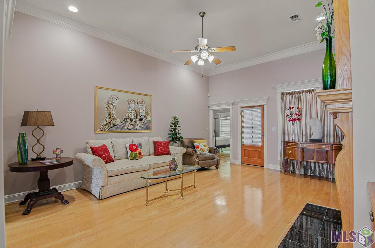 14537 Brook Spring Avenue Baton Rouge, LA 70816 - Photo 6 of 20 Gallery Image 6