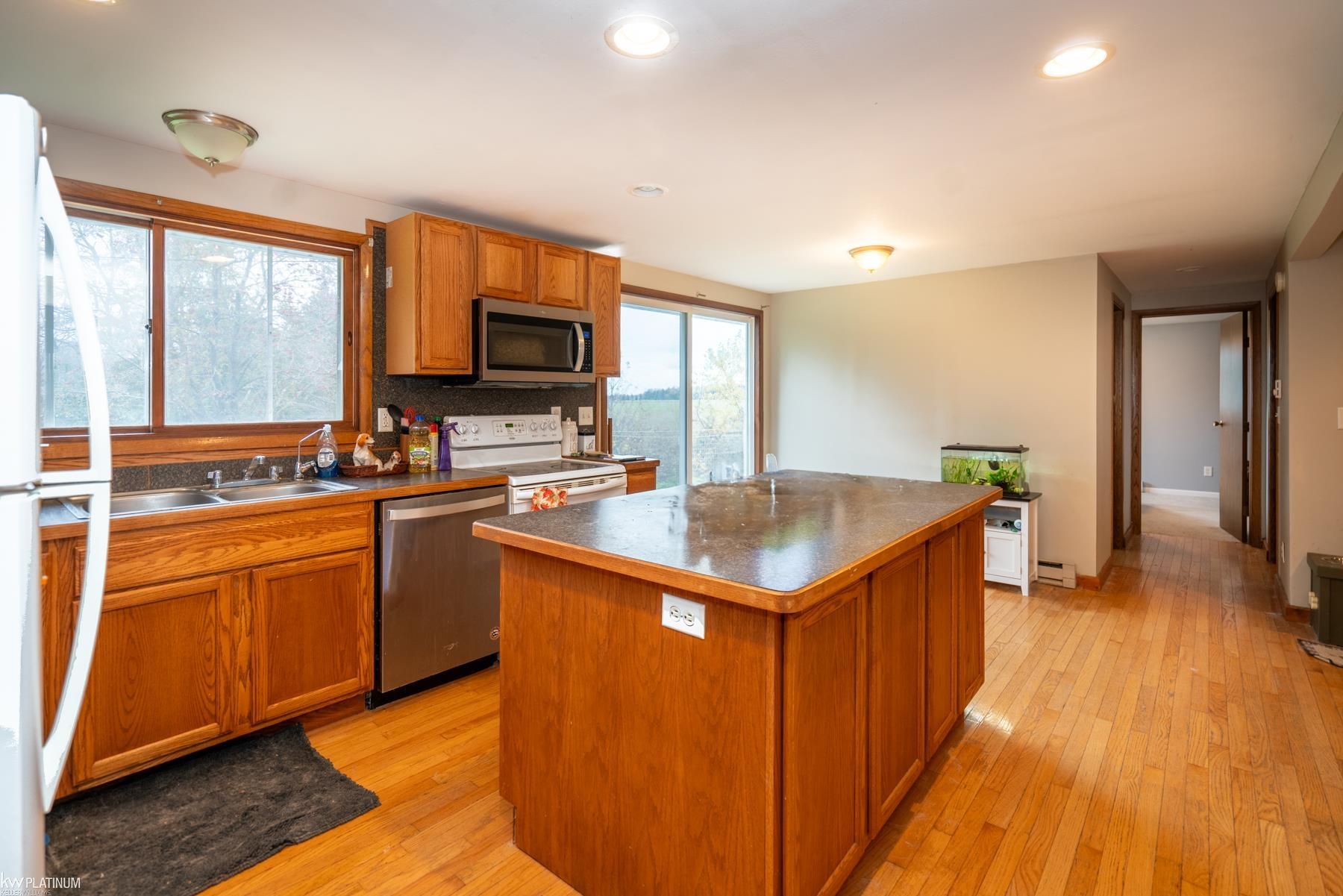 2285 Schock Road Harbor Beach, MI 48441 - Photo 11 of 24 50127277-10.JPG