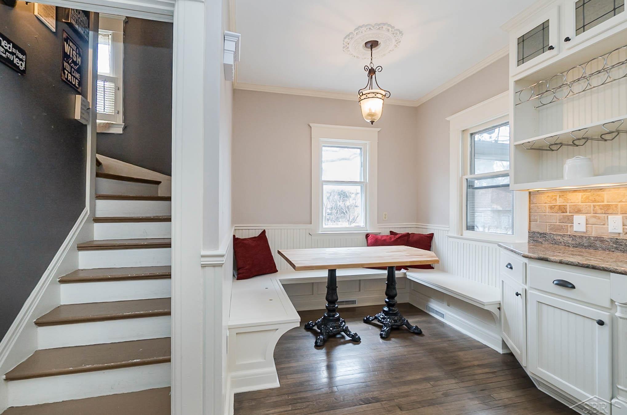2016 6th Street Bay City, MI 48708 - Photo 15 of 37 Breakfast Nook