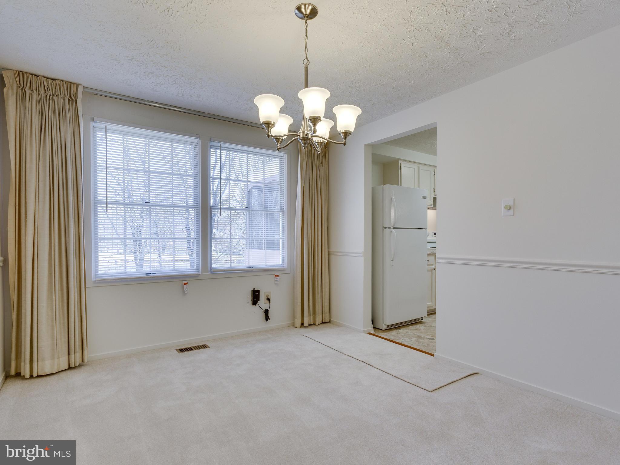6107 Mantle Road Burke, VA 22015 - Photo 12 of 30 Dining Room