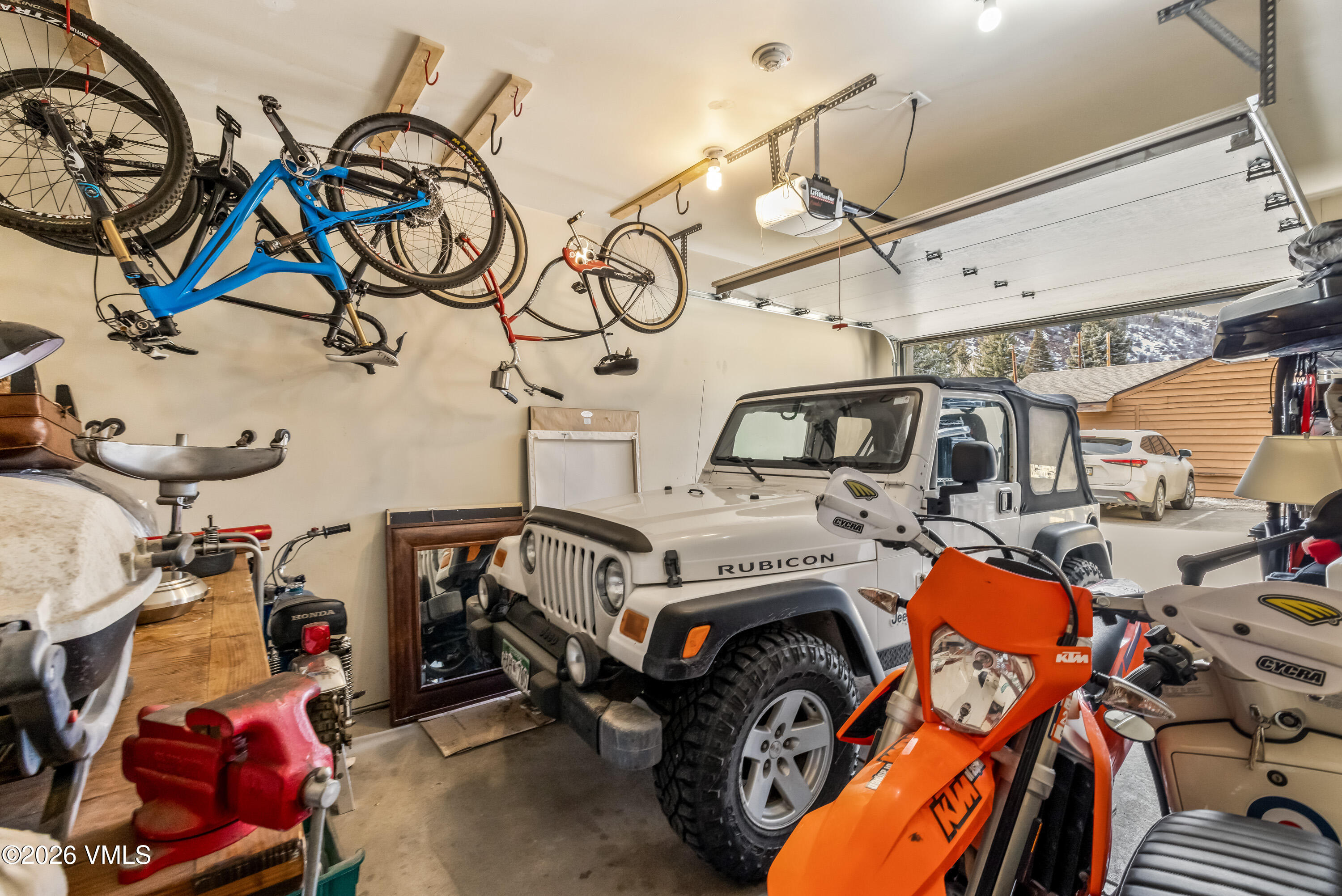 421 Main Street, Unit R2 Minturn, CO 81645 - Photo 29 of 41 Garage