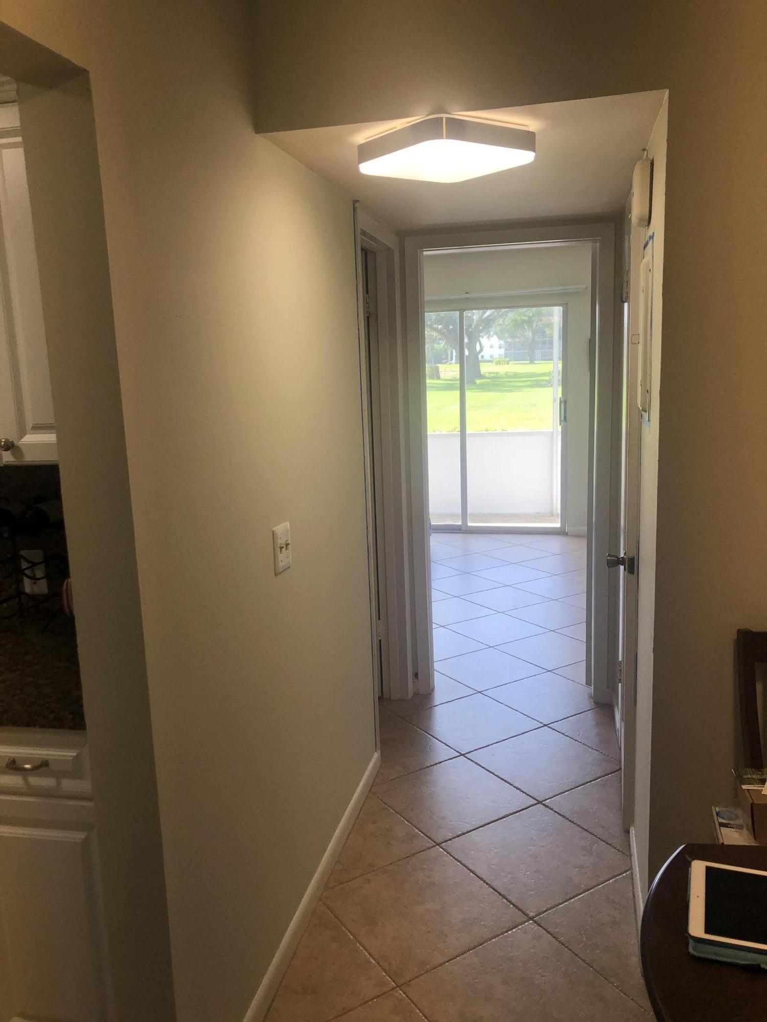 595 Fanshaw O Boca Raton, FL 33434 - Photo 11 of 21 IMG_8784