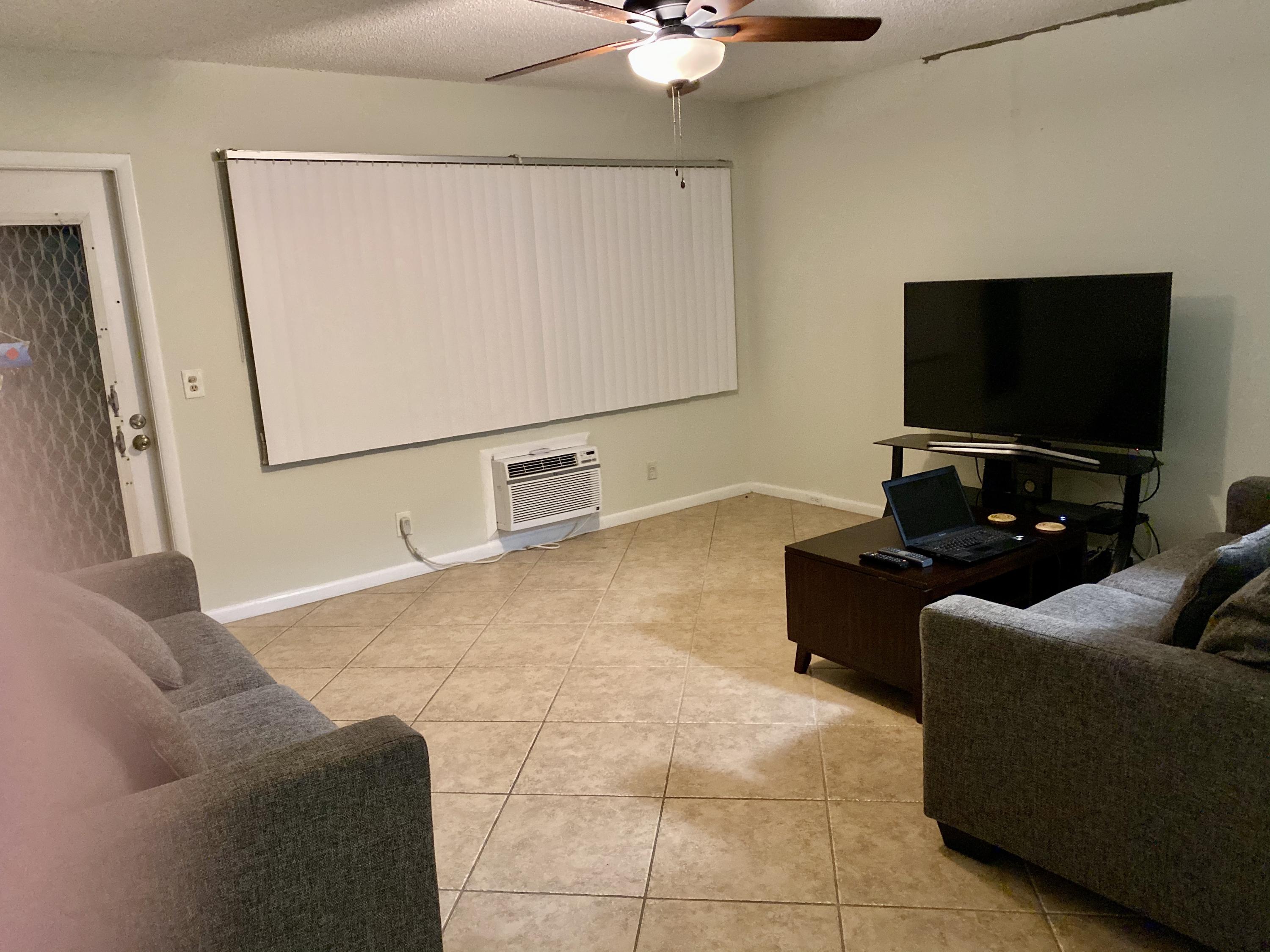595 Fanshaw O Boca Raton, FL 33434 - Photo 3 of 21 IMG_E0310