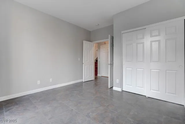 $2,700 | 3637 Pinnate Drive, Las Vegas, NV 89147