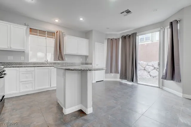 $2,350 | 3637 Pinnate Drive, Las Vegas, NV 89147