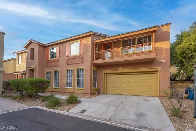$2,700 | 3637 Pinnate Drive, Las Vegas, NV 89147