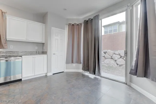 $2,350 | 3637 Pinnate Drive, Las Vegas, NV 89147