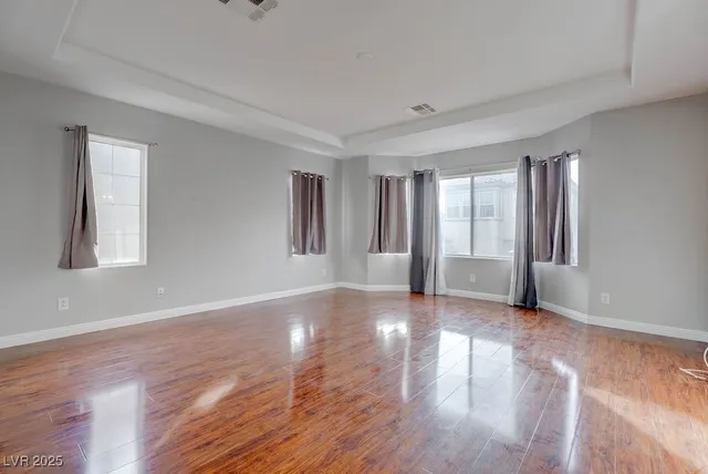 $2,700 | 3637 Pinnate Drive, Las Vegas, NV 89147